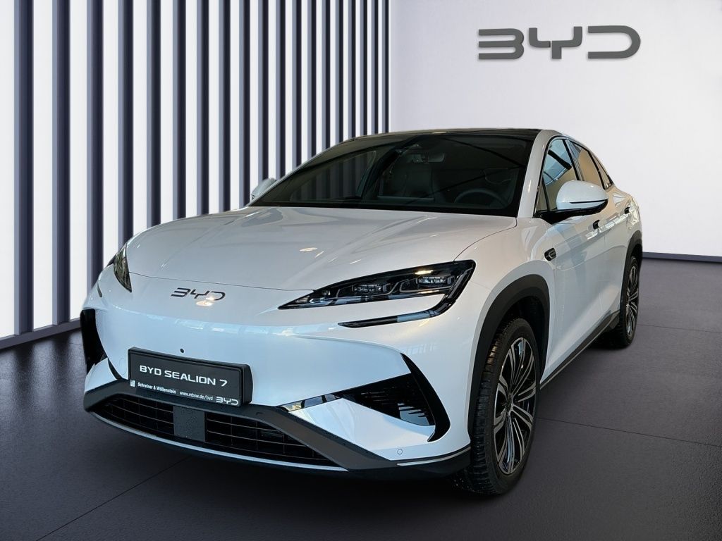 BYD SEALION 7
