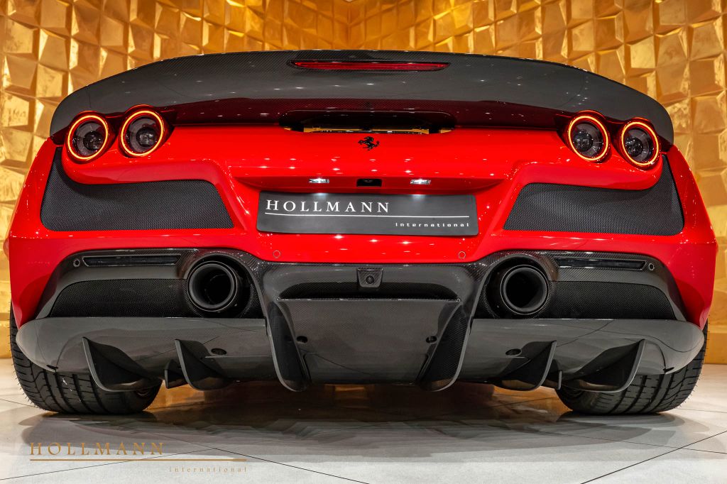 Ferrari F8