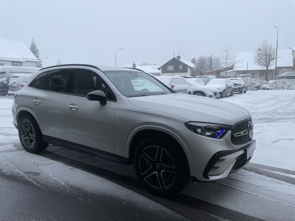 Mercedes-Benz GLC 300 2025