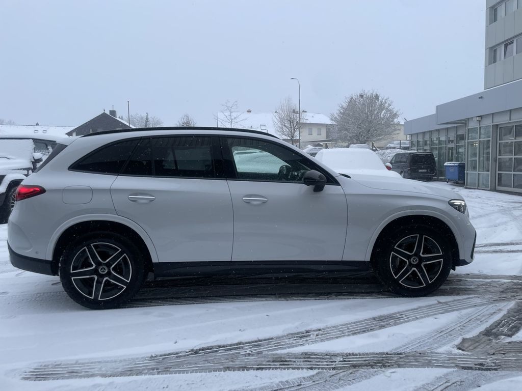 Mercedes-Benz GLC 300 2025
