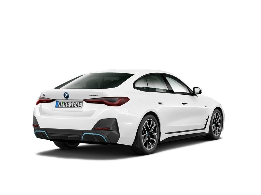 BMW i4 2023