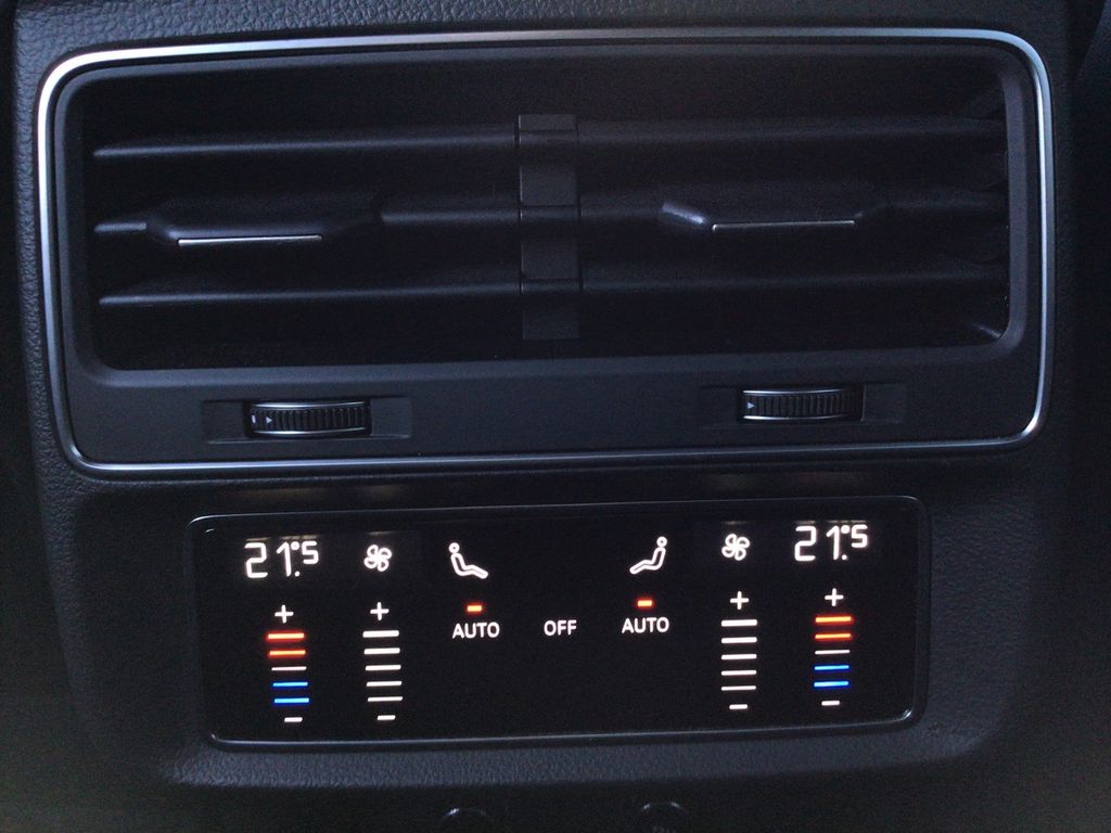 Audi SQ8 2023