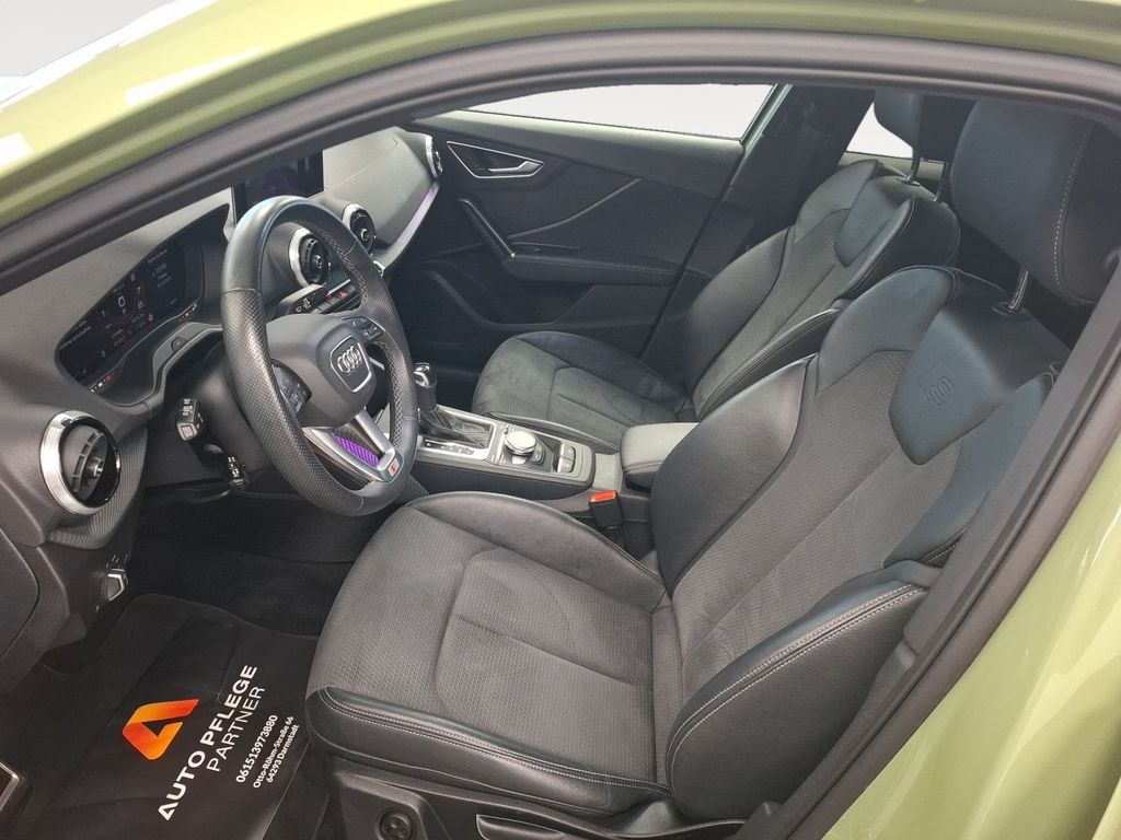 Audi SQ2 2021