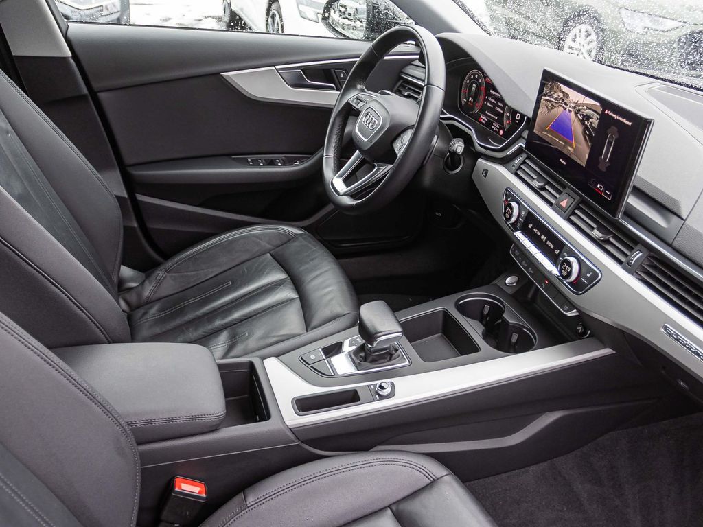 Audi A4 2023