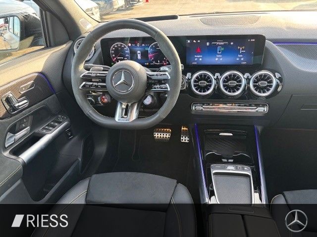 Mercedes-Benz GLA 45 AMG 2024