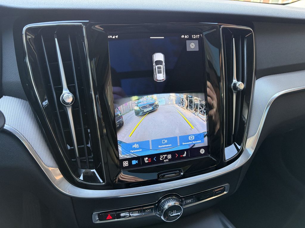 Volvo V60 2023