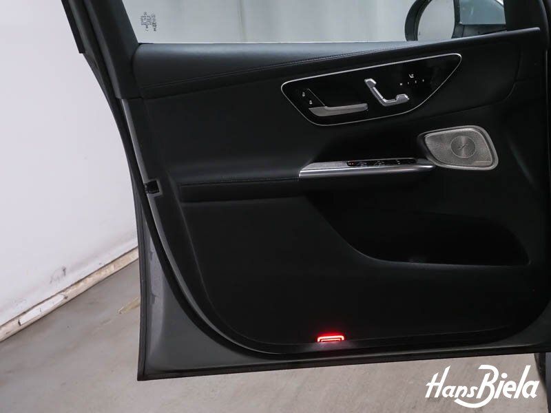 Mercedes-Benz GLC 300 2024