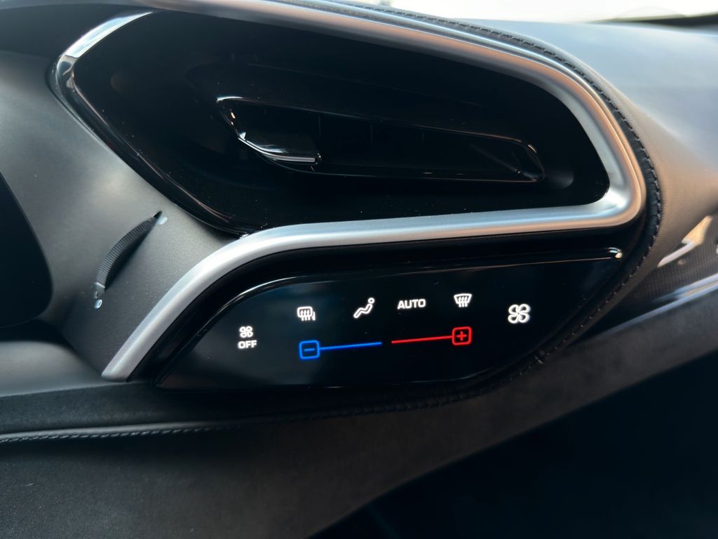 Ferrari 296 GTB 2024