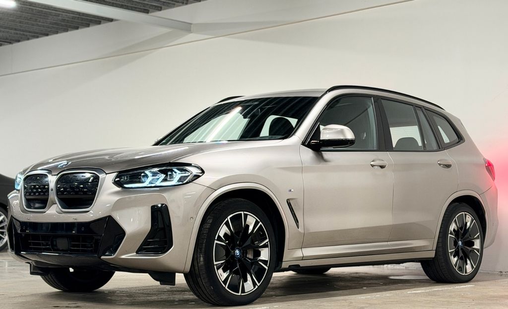 BMW iX3 2022