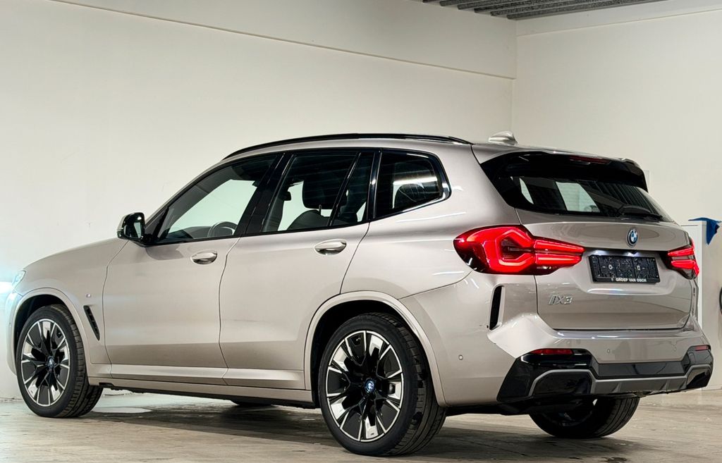 BMW iX3 2022