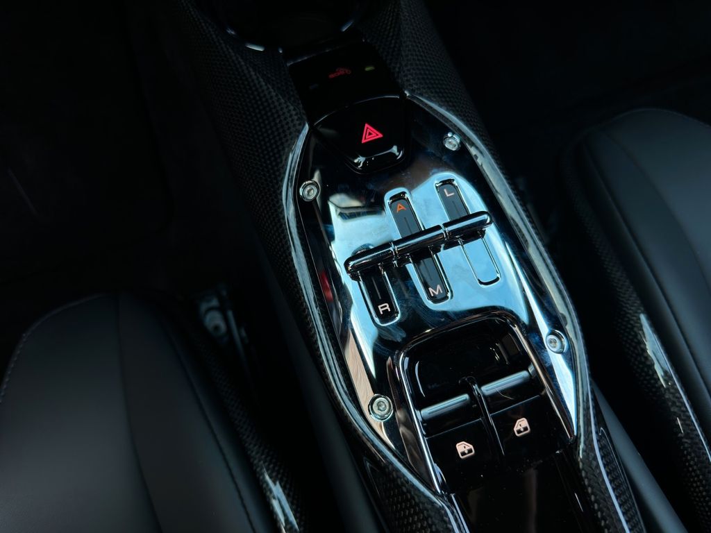 Ferrari 296 GTB 2024