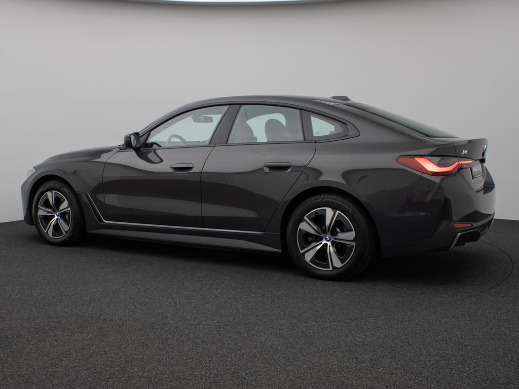 BMW i4 2022
