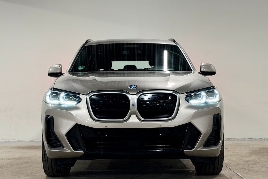 BMW iX3 2022