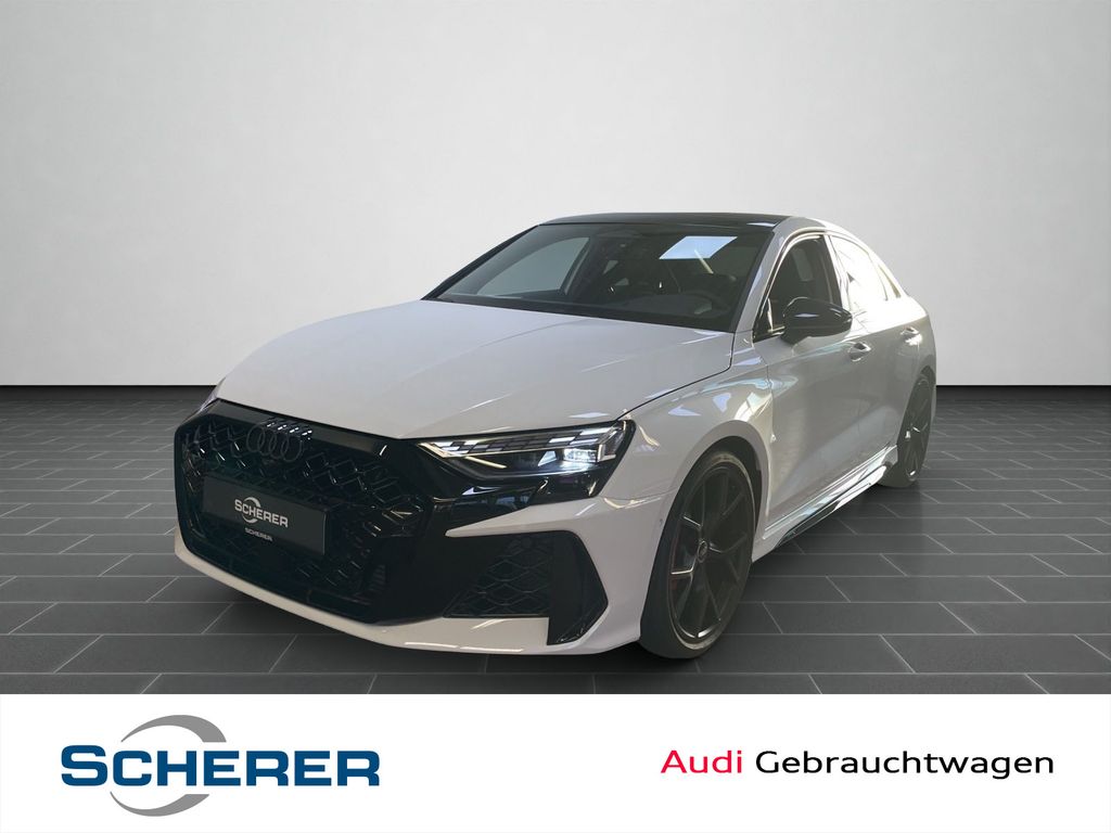 Audi RS3 2025