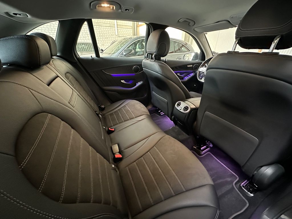 Mercedes-Benz GLC 300 2021