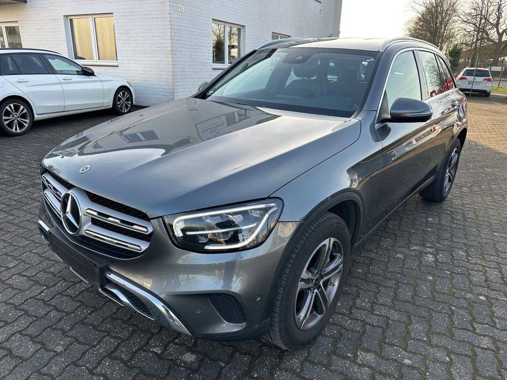 Mercedes-Benz GLC 300 2021