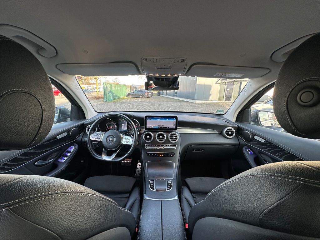 Mercedes-Benz GLC 300 2021