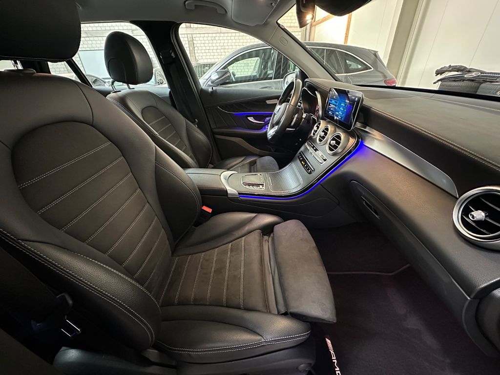 Mercedes-Benz GLC 300 2021