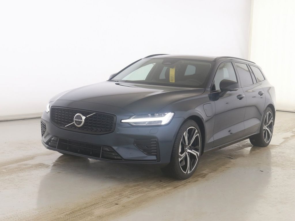 Volvo V60 2025