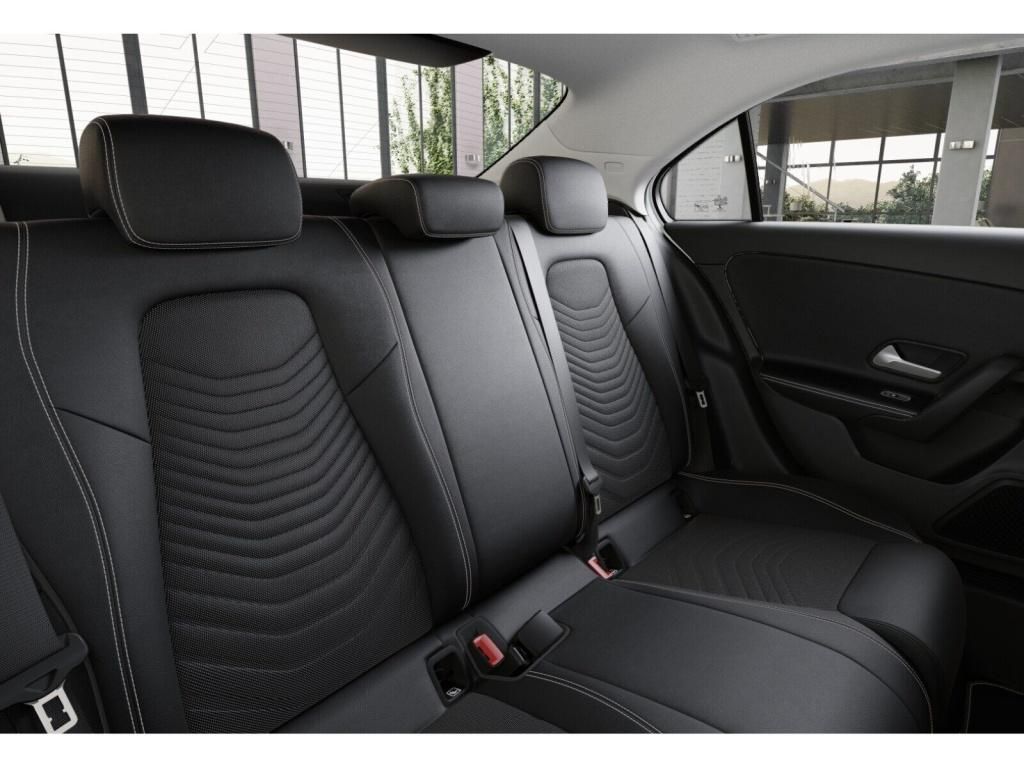 Mercedes-Benz A 250 2024