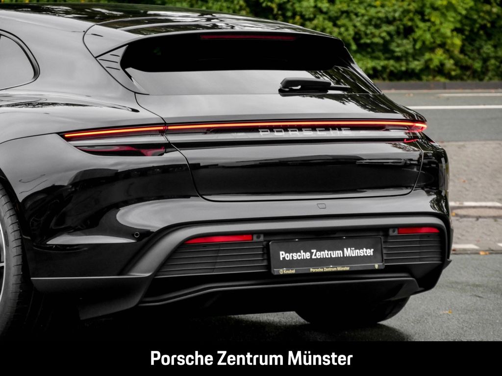 Porsche Taycan 2024