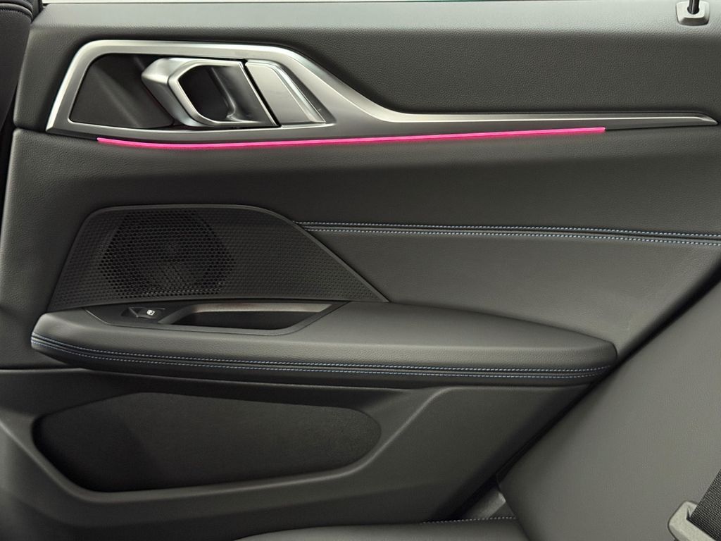 BMW i4 2025