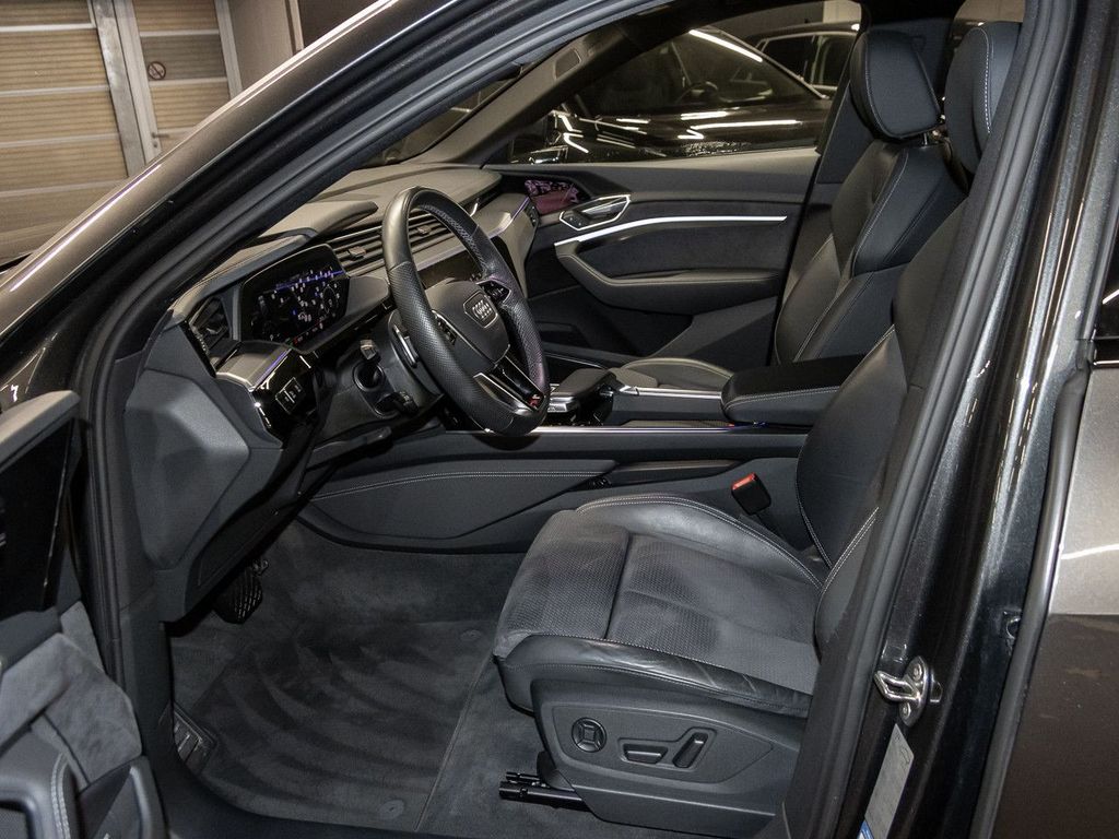 Audi e-tron 2023