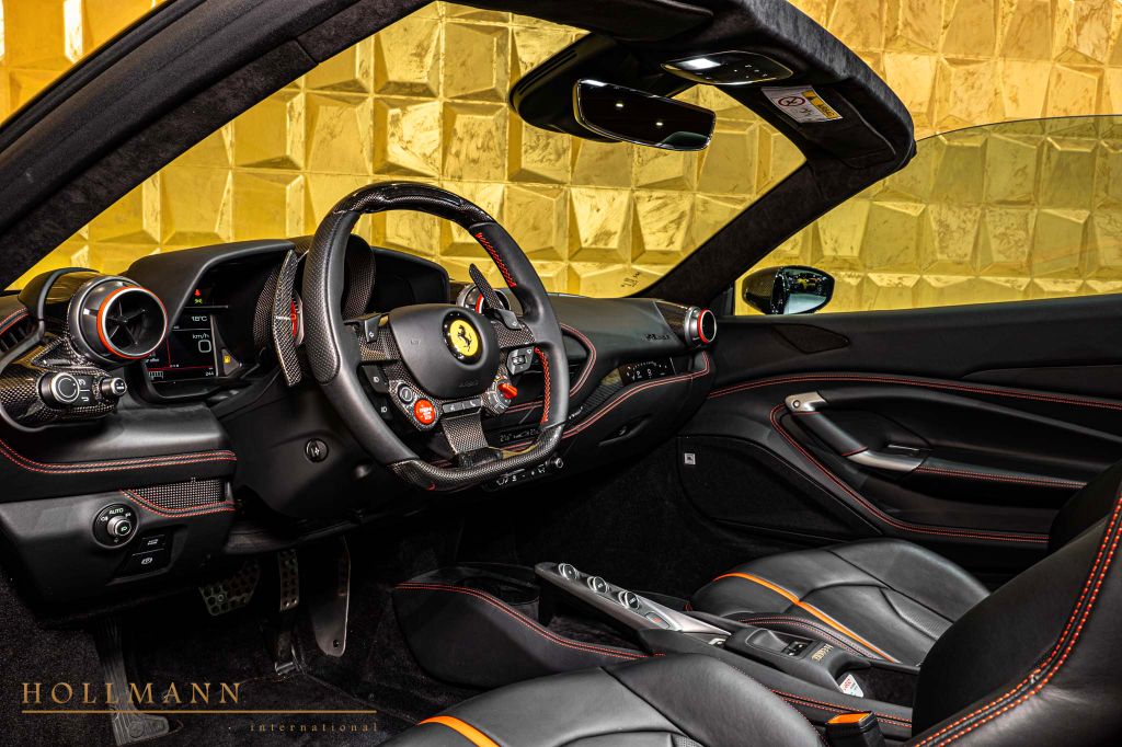 Ferrari F8