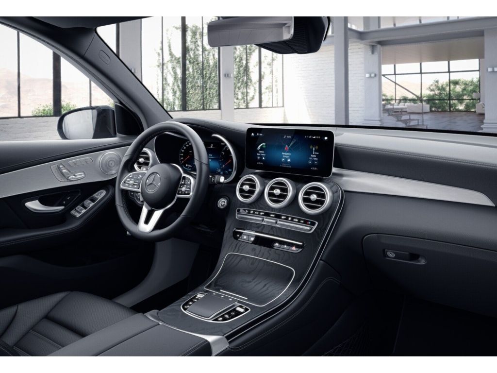 Mercedes-Benz GLC 300 2021