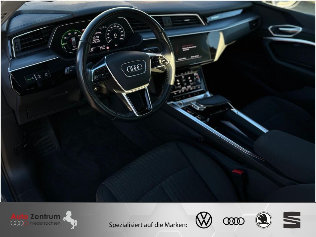 Audi e-tron 2022