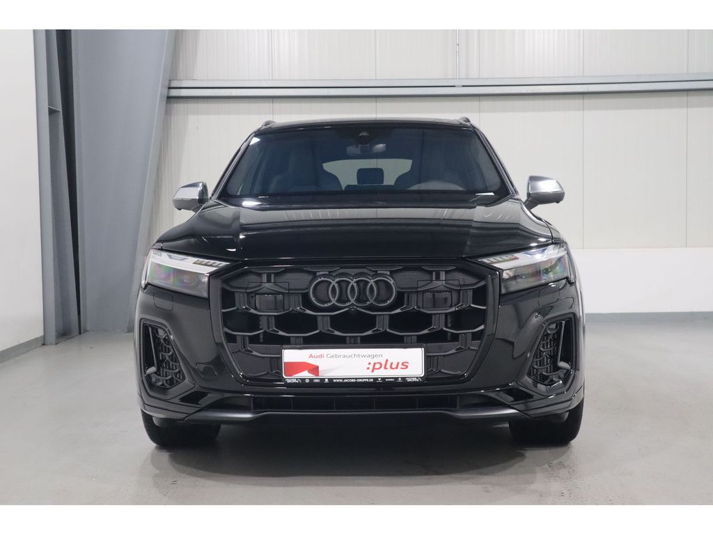 Audi SQ7 2025