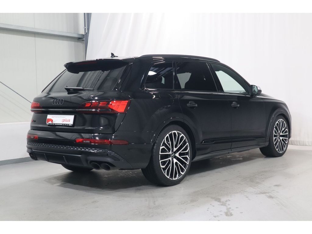 Audi SQ7 2025