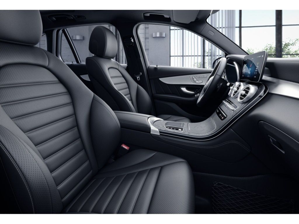 Mercedes-Benz GLC 300 2021