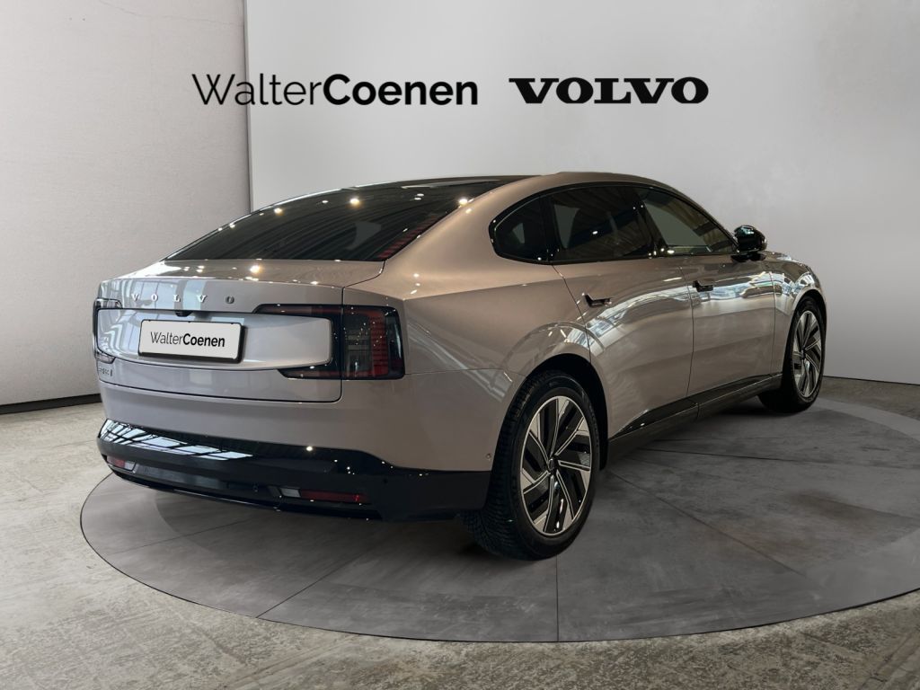 Volvo ES90 2026