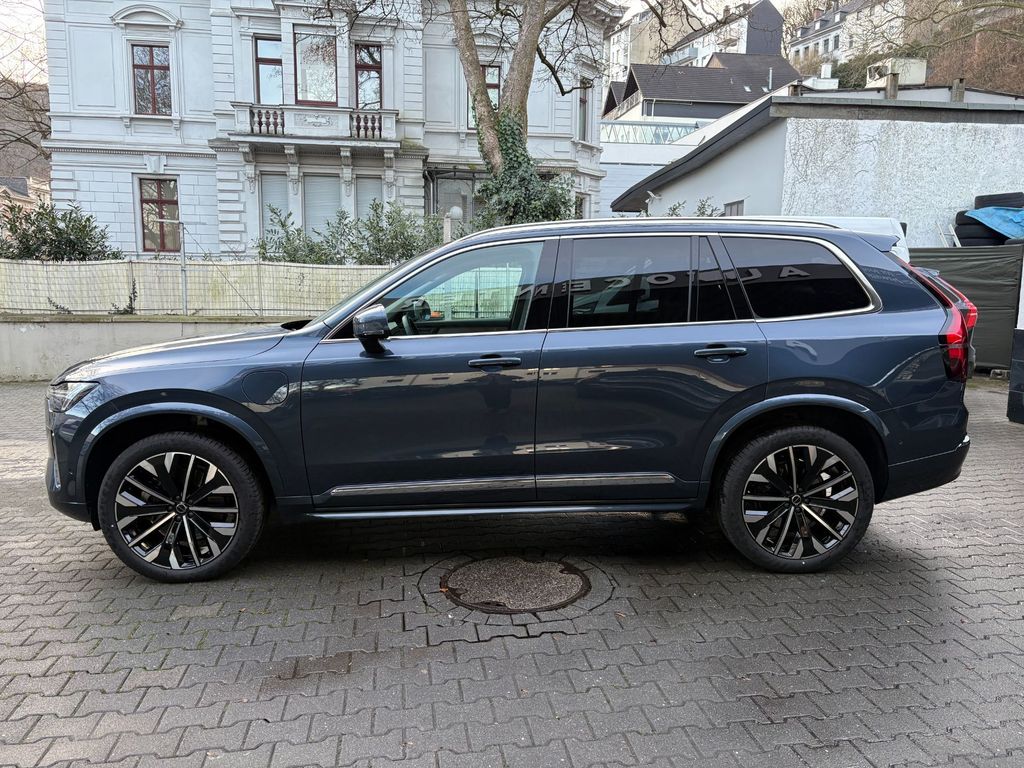 Volvo XC90 2025