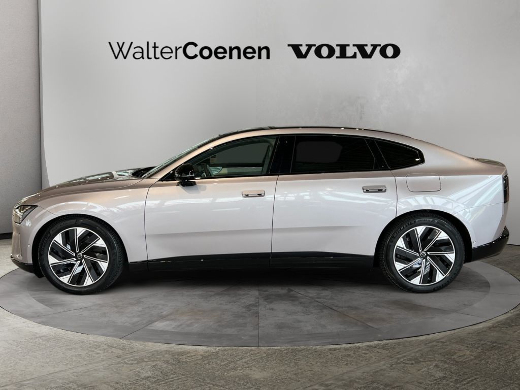 Volvo ES90 2026