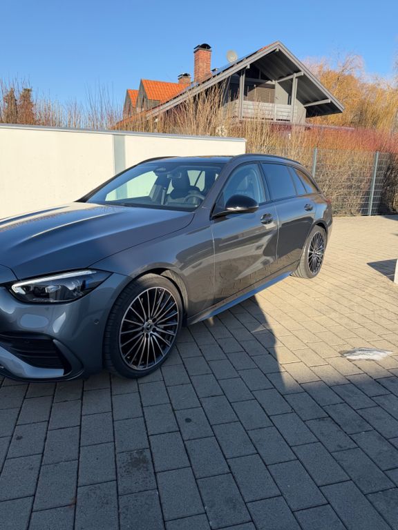 Mercedes-Benz C 220 2025