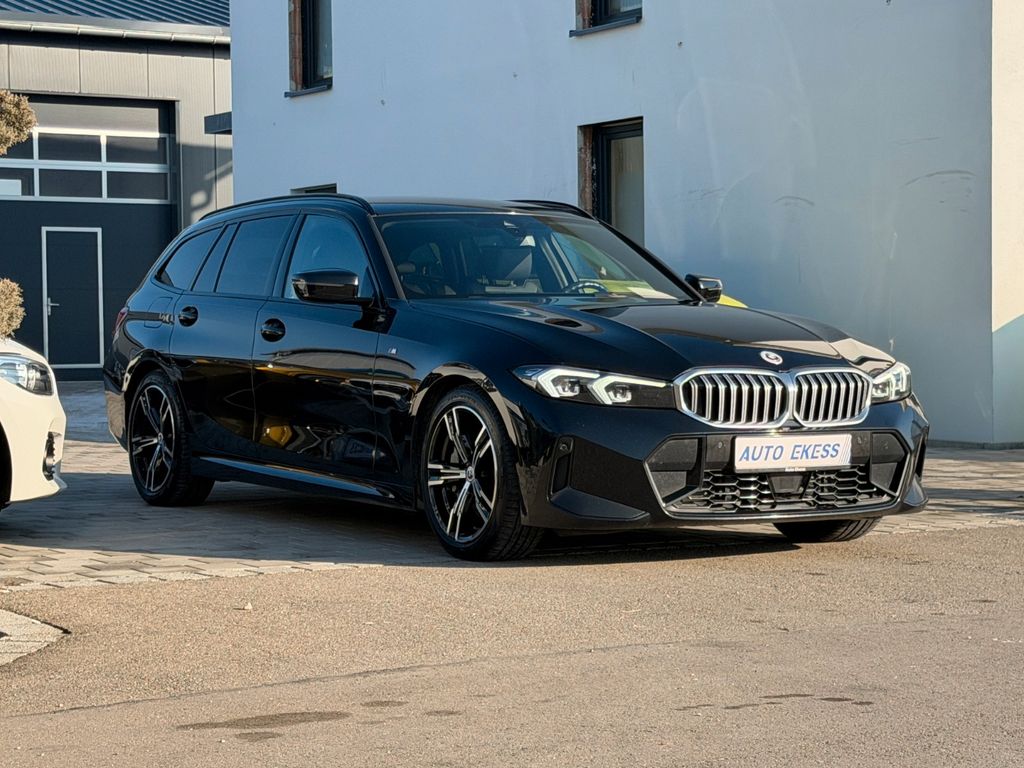 BMW 330 2023