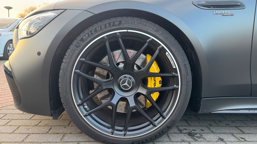 Mercedes-Benz AMG GT 2023