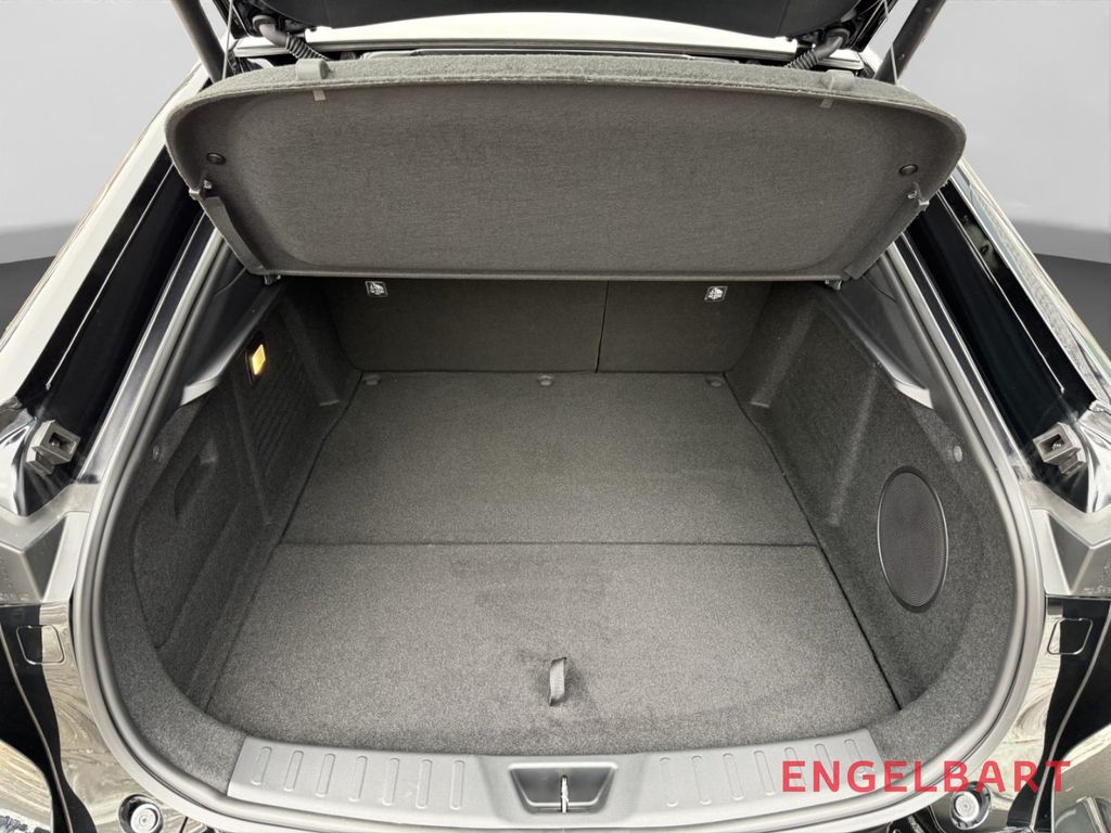 Mazda 6e