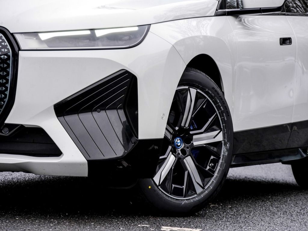BMW iX 2022