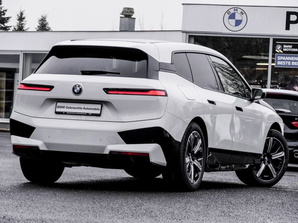 BMW iX 2022