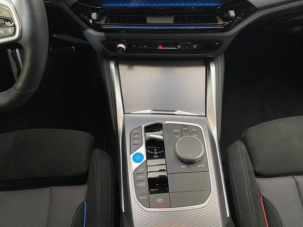 BMW i4 2025