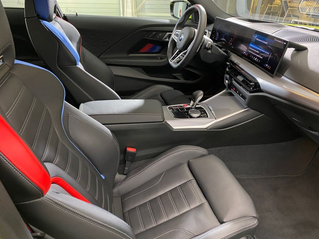BMW M2 2025