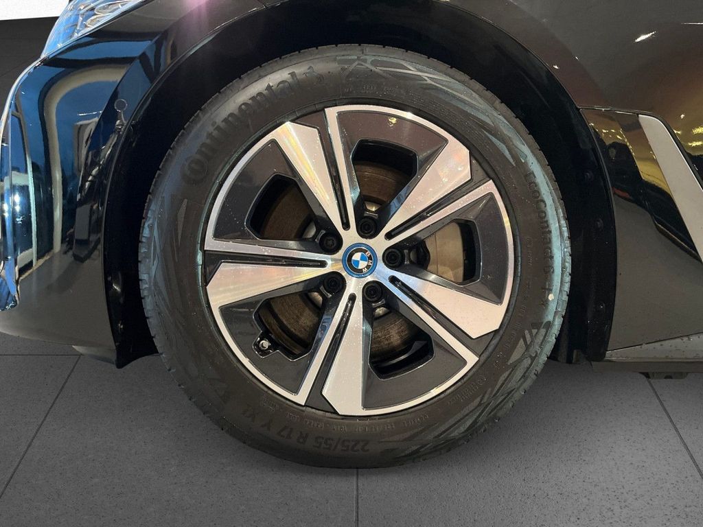 BMW i4 2023