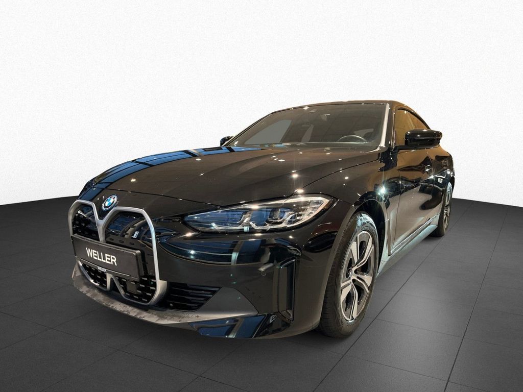 BMW i4 2023