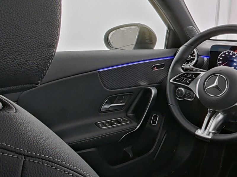 Mercedes-Benz A 250 2024