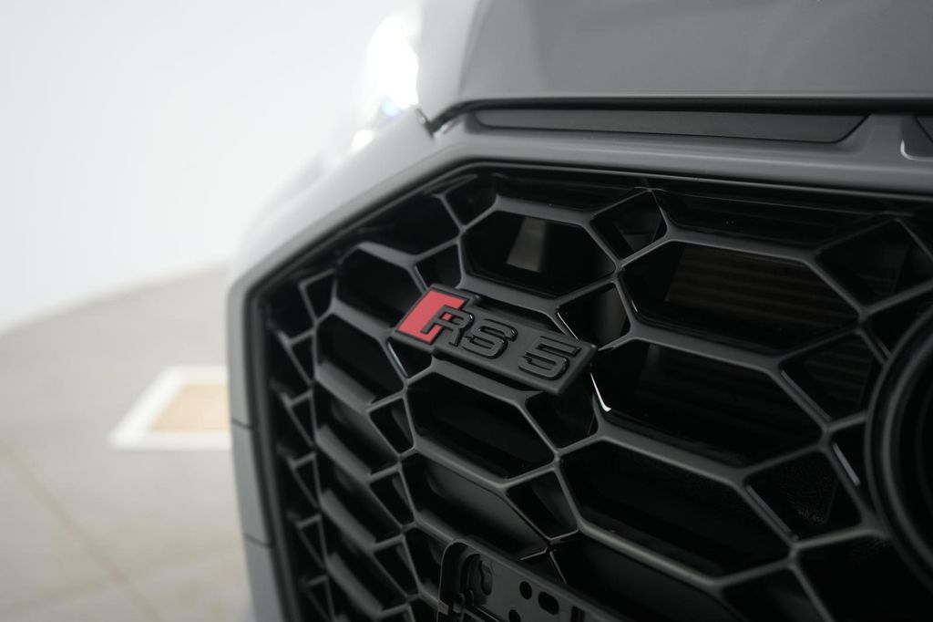 Audi RS5 2024