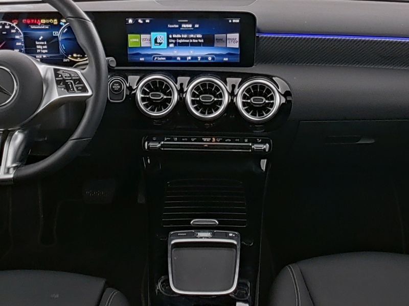 Mercedes-Benz A 250 2024