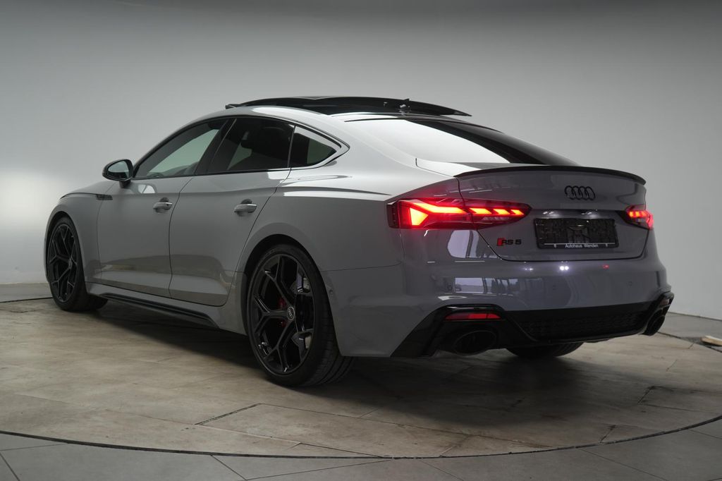 Audi RS5 2024